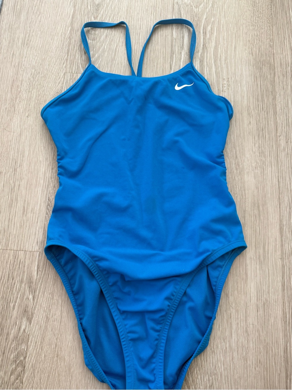 Nike hydrastrong performance One-Piece Swimsuit in Bright Blue size 30